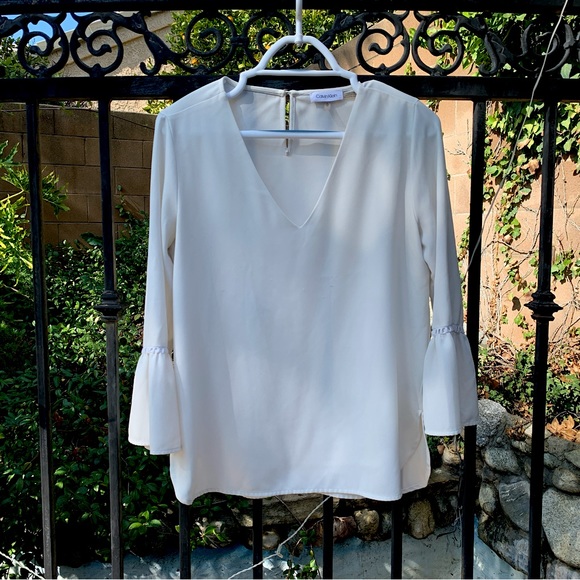 GUC Calvin Klein Bell Cut-Out Sleeve Off-White Layered Blouse - Picture 1 of 7